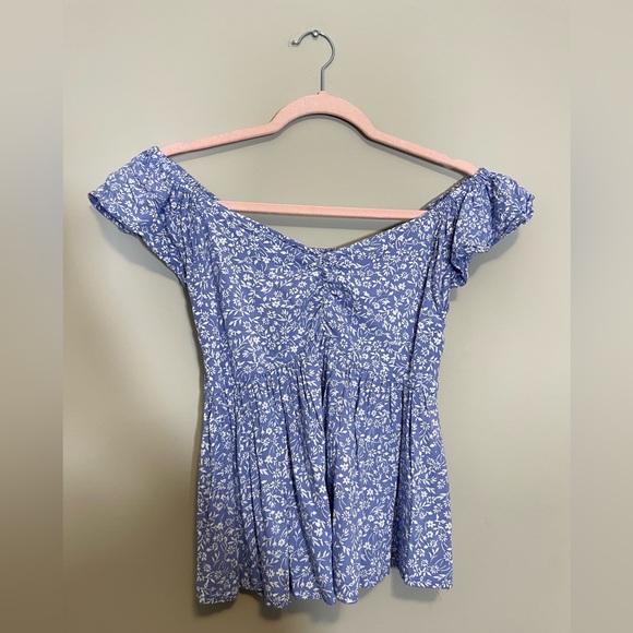 White and blue peplum-style top small - Picture 1 of 3